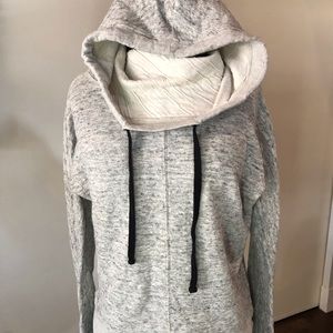 Zara sweat shirt